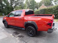 Used Toyota HiLux 204 HP (150 kW) 2025 Orange Pickup