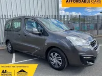 Gebraucht Peugeot Partner Tepee Access 98 PS (72 kW) 2015 Grau Van / Kleinbus