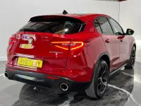 Begagnad Alfa Romeo Stelvio 280 HK (205 kW) 2017 Röd SUV