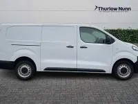 Used Vauxhall Vivaro S 100 HP (73 kW) 2023 White MPV