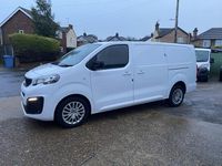 Begagnad Peugeot Expert Premium 2023 Vit Van