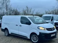 Used Vauxhall Vivaro S 100 HP (73 kW) 2020 White MPV
