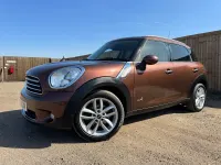 Used Mini Cooper D Countryman 112 HP (82 kW) 2013 Brown SUV