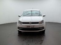 Used VW Polo Match 90 HP (66 kW) 2016 White Hatchback