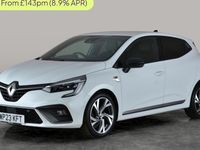Used Renault Clio V RS Line 90 HP (66 kW) 2023 White Hatchback