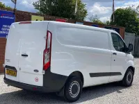 Used Ford Transit Custom 105 HP (77 kW) 2018 White Van