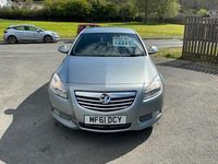 Used Vauxhall Insignia SRi 140 HP (102 kW) 2011 Silver Hatchback