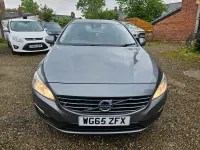 Usado Volvo V60 SE 120 CV (88 kW) 2015 Gris Familiar
