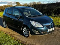 Used Vauxhall Meriva 98 HP (72 kW) 2012 Blue MPV