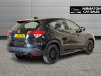 Second-hand Honda HR-V SE 130 CP (95 kW) 2018 Negru SUV