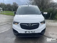 Usado Vauxhall Combo 100 CV (73 kW) 2022 Blanco Monovolumen