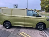 Ny VW Transporter Pro 2025 Grön Van