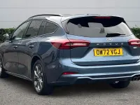 Second-hand Ford Focus ST-Line 155 CP (114 kW) 2023 Albastru Break