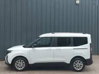 Used Ford Tourneo Titanium 125 HP (91 kW) 2025 White Estate