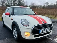 Used Mini Cooper Hatch 134 HP (98 kW) 2016 White Hatchback