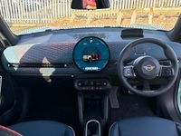 New Mini Aceman 133 kW (181 HP) 2025 Green SUV