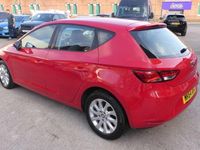 Used Seat Leon SE 140 HP (102 kW) 2014 Red Hatchback