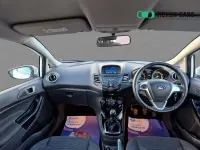 Begagnad Ford Fiesta Zetec 82 HK (60 kW) 2016 Vit Halvkombi