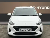 New Hyundai i10 Advanced 63 HP (46 kW) 2025 White Hatchback