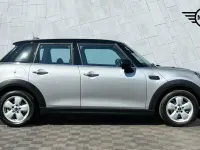 Used Mini Cooper Classic 134 HP (98 kW) 2023 Silver Hatchback