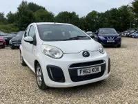 Used Citroën C1 68 HP (50 kW) 2014 White Hatchback