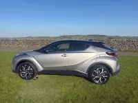 Used Toyota C-HR 115 HP (84 kW) 2017 Silver SUV