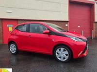 Usado Toyota Aygo X-play 69 CV (50 kW) 2018 Utilitario