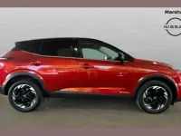 Used Nissan Qashqai N-Connecta 190 HP (139 kW) 2016 Red SUV