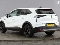 Used Renault Symbioz Iconic Esprit Alpine 143 HP (105 kW) 2024 White  SUV