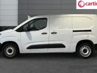 Used Citroën Berlingo 102 HP (75 kW) 2023 White MPV