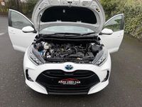 Used Toyota Yaris Hybrid Design 2022 White Hatchback