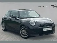 Used Mini Cooper Classic 200 HP (147 kW) 2024 Black Hatchback