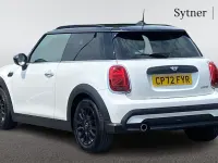 Used Mini Cooper Classic 134 HP (98 kW) 2022 White Hatchback