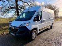 Used Vauxhall Movano 140 HP (102 kW) 2022 White MPV