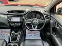 Used Nissan Qashqai N-Connecta 2018 Red SUV
