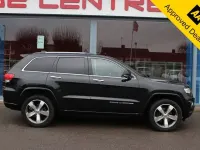 Usado Jeep Grand Cherokee Overland 247 CV (181 kW) 2014 Negro SUV