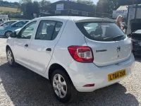 Used Dacia Sandero Ambiance 2014 White Hatchback