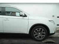 Used Mitsubishi Outlander 150 HP (110 kW) 2015 White SUV