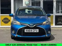 Used Toyota Yaris 101 HP (74 kW) 2015 Blue Hatchback
