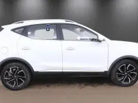 Używany MG ZS Exclusive 106 KM (77 kW) 2022 Biały SUV