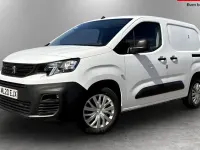 Begagnad Peugeot Partner 102 HK (75 kW) 2021 Minibuss