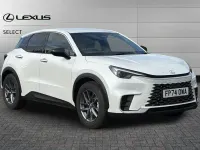 Used Lexus LBX 134 HP (98 kW) 2025 Sonic white SUV