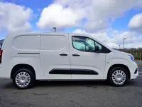 Second-hand Vauxhall Combo Sportive 100 CP (73 kW) 2020 Alb Monovolum