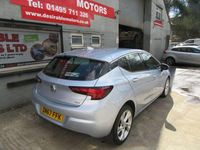Used Vauxhall Astra SRi 136 HP (100 kW) 2017 Silver Hatchback