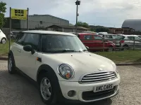 Used Mini ONE Hatch 98 HP (72 kW) 2011 White Hatchback