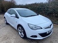 Used Vauxhall Astra GTC SRi 2015 White Hatchback