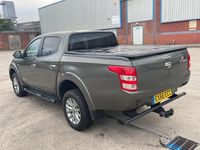 Used Mitsubishi L200 178 HP (130 kW) 2016 Green Pickup