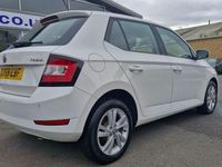 Used Skoda Fabia SE 75 HP (55 kW) 2018 White Hatchback