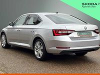 Used Skoda Superb 140 HP (102 kW) 2018 Brilliant silver metallic Hatchback