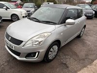 Begagnad Suzuki Swift 2015 Silver Halvkombi